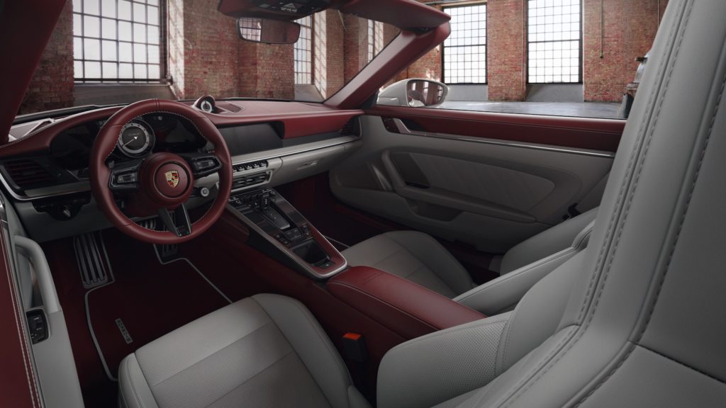 Porsche 911 two-tone interior