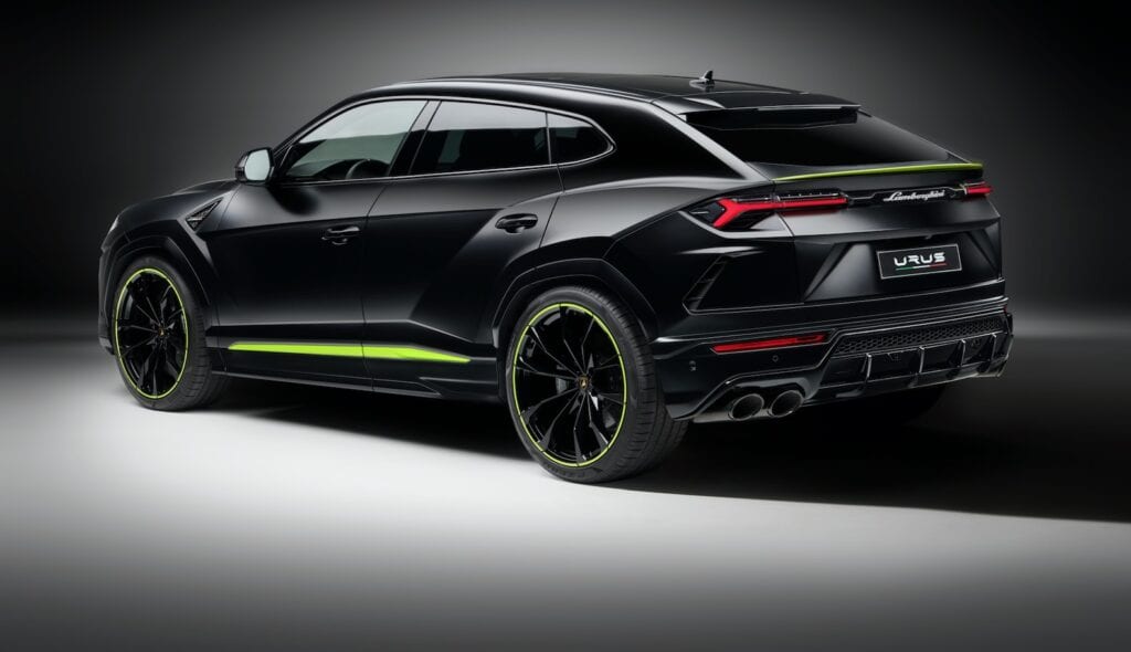 2021 Lamborghini Urus Graphite Capsule