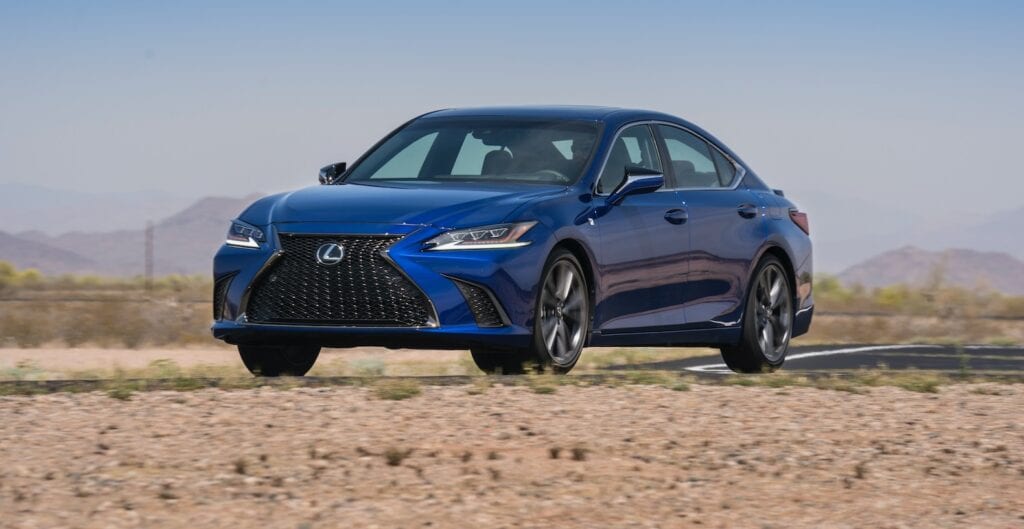 202 Lexus ES 350 Review