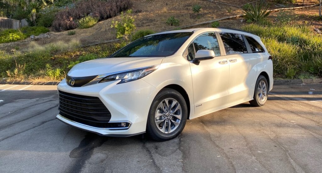 2021 Toyota Sienna Review