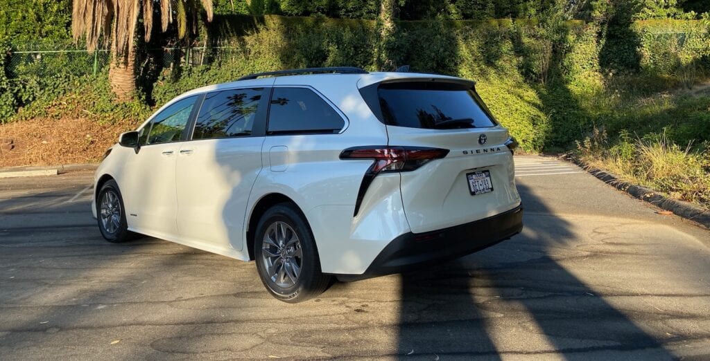 2021 Toyota Sienna Review