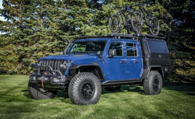 Jeep Gladiator Top Dog concept is perfect for mountain bike enthusiasts Jeep Gladiator Top Dog concept
