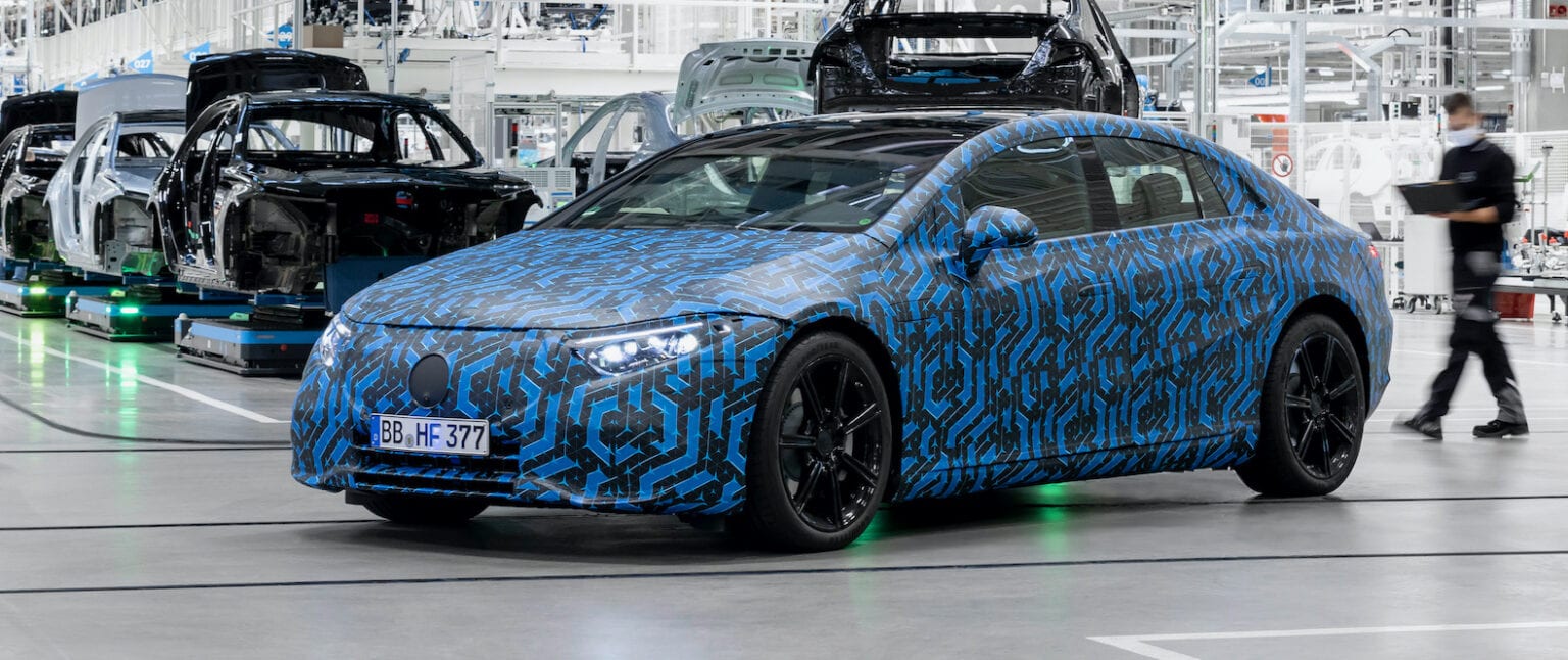 Mercedes-Benz EQS will have a huge MBUX Hyperscreen ...