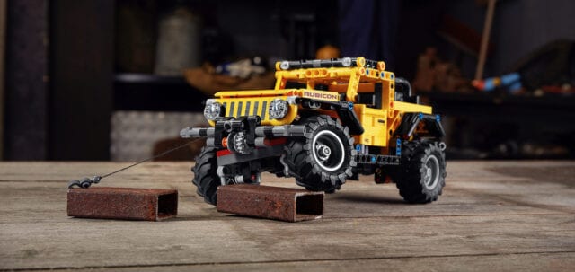Lego Technic has created a cool Jeep Wrangler Lego Technic Jeep Wrangler