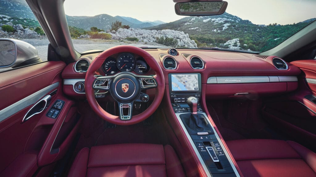 2021 Porsche 718 Boxster 25