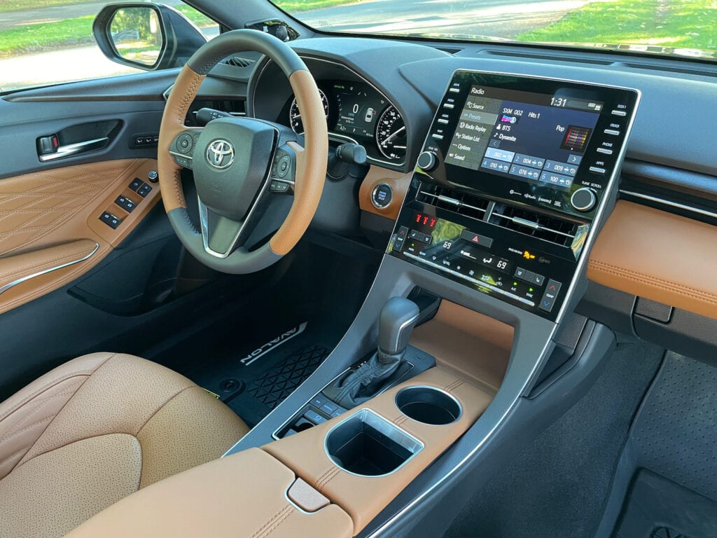 2021 Toyota Avalon Review