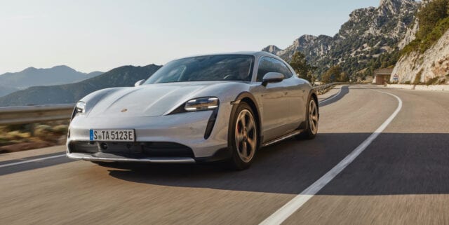Porsche Taycan Cross Turismo