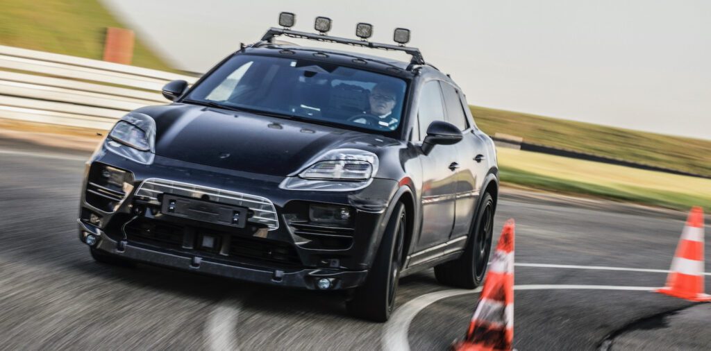 Porsche Macan EV