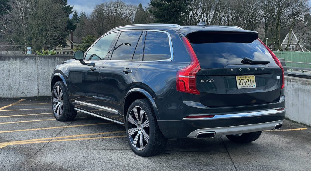 2021 Volvo XC90 Review