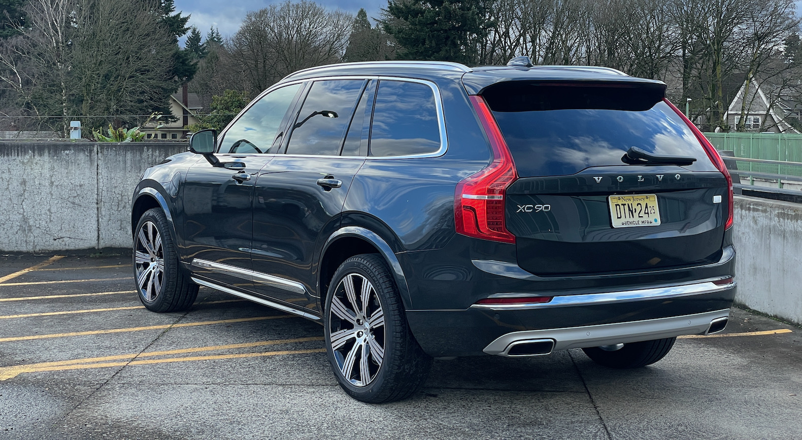 2021 Volvo XC90 Review, Pricing, & Pictures