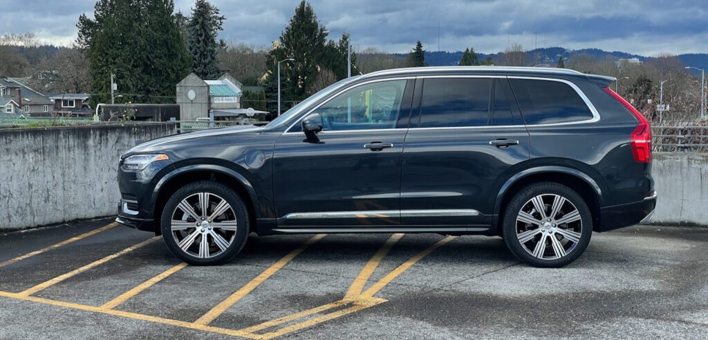 2021 Volvo XC90 Review