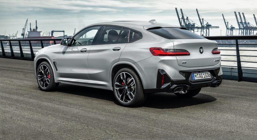 2022 BMW X4