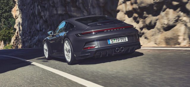 2022 Porsche 911 GT3 Touring: For when the wing is too much 2022 Porsche 911 GT3 Touring