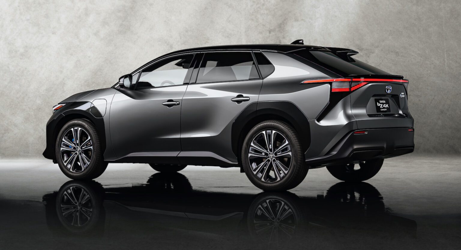 Bz4x toyota фото