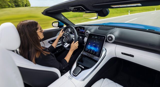 2022 Mercedes-AMG SL has room for four 2022 Mercedes-AMG SL