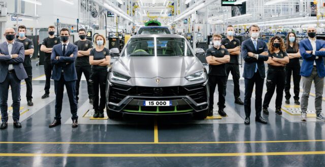 15,000th Lamborghini Urus