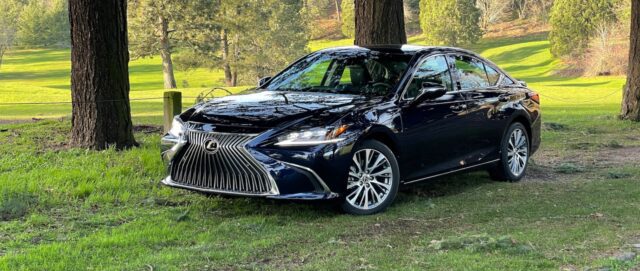 2021 Lexus ES 250 Review