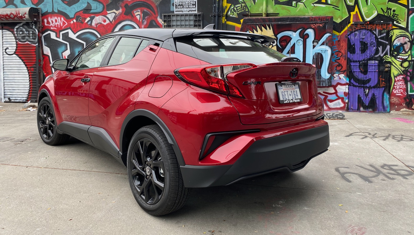 2021 Toyota C-HR Specs, Price, MPG & Reviews