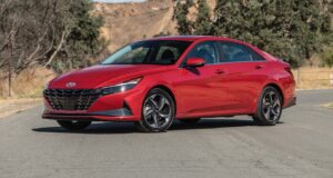 2021 Hyundai Elantra Review