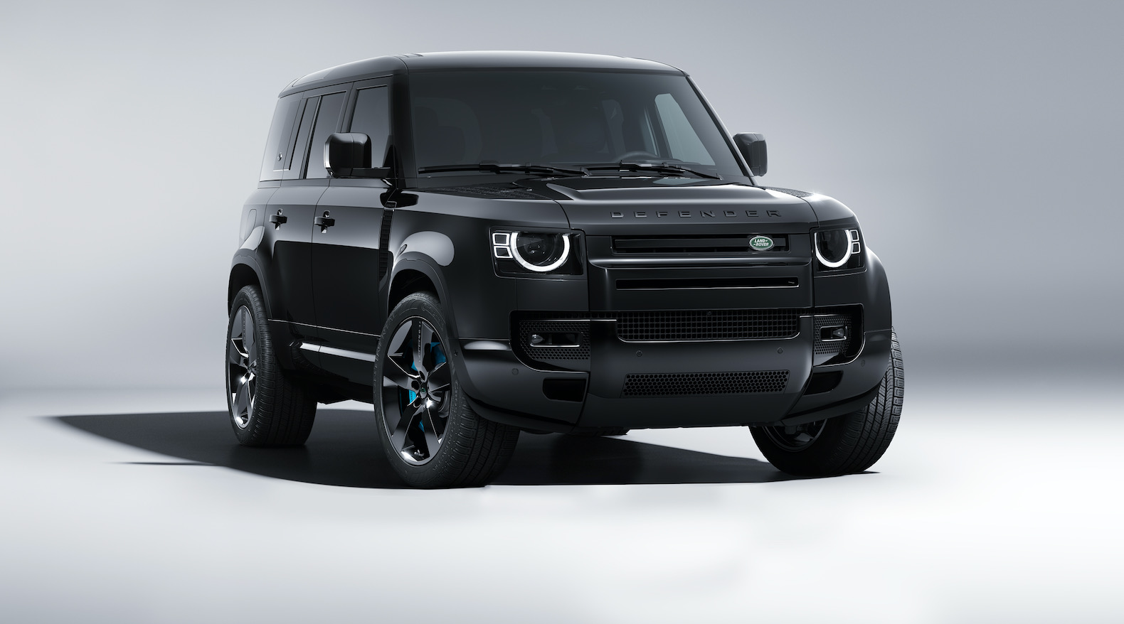 Defender V8 Bond Edition 007