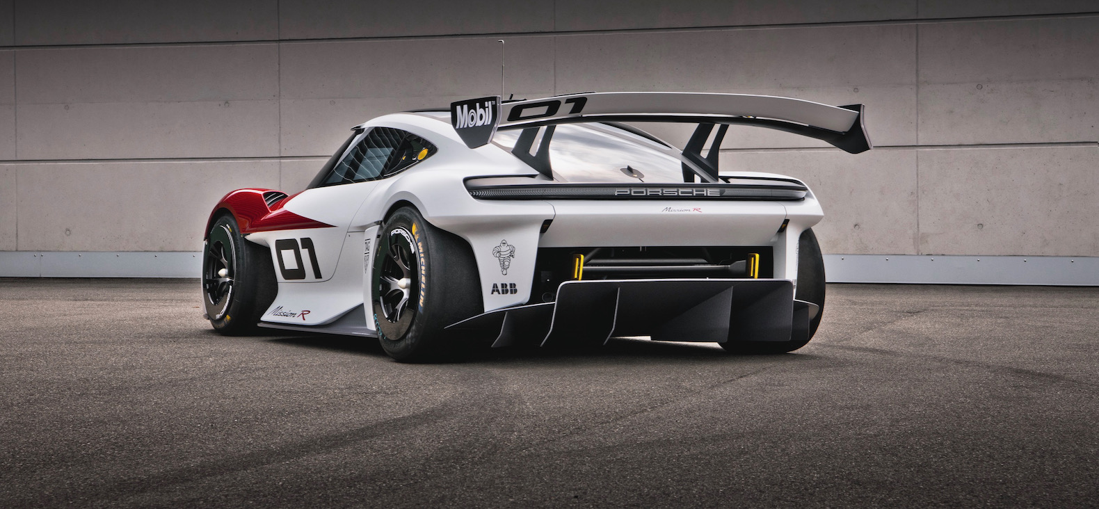 Porsche Mission R concept is a 1,073 horsepower electric racer - The Torque  Report