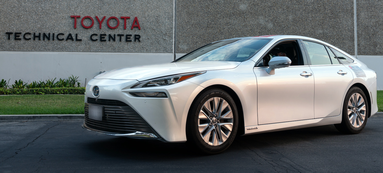 2021 Toyota Mirai Guinness World Record