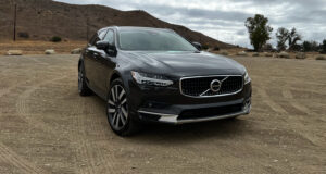 2022 Volvo V90 Cross Country Review