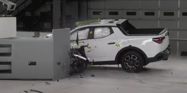 2022 Hyundai Santa Cruz IIHS