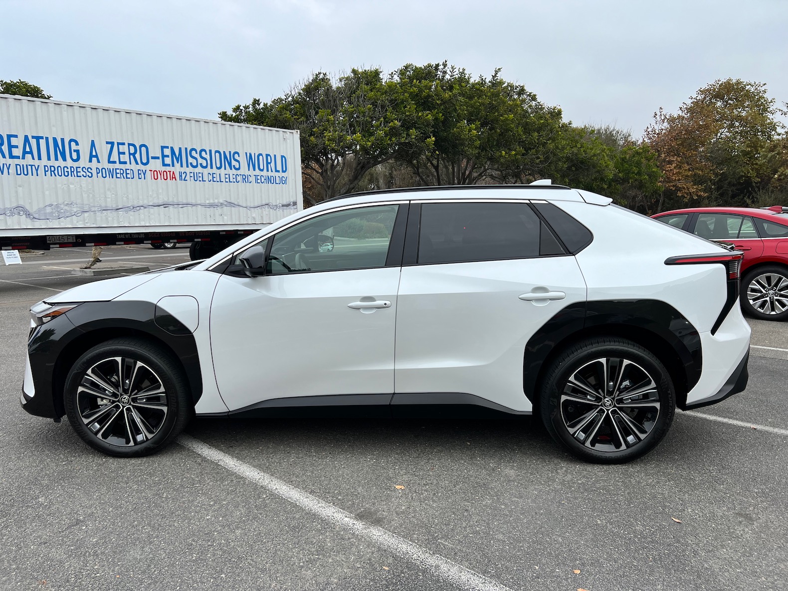 2023 Toyota bZ4X