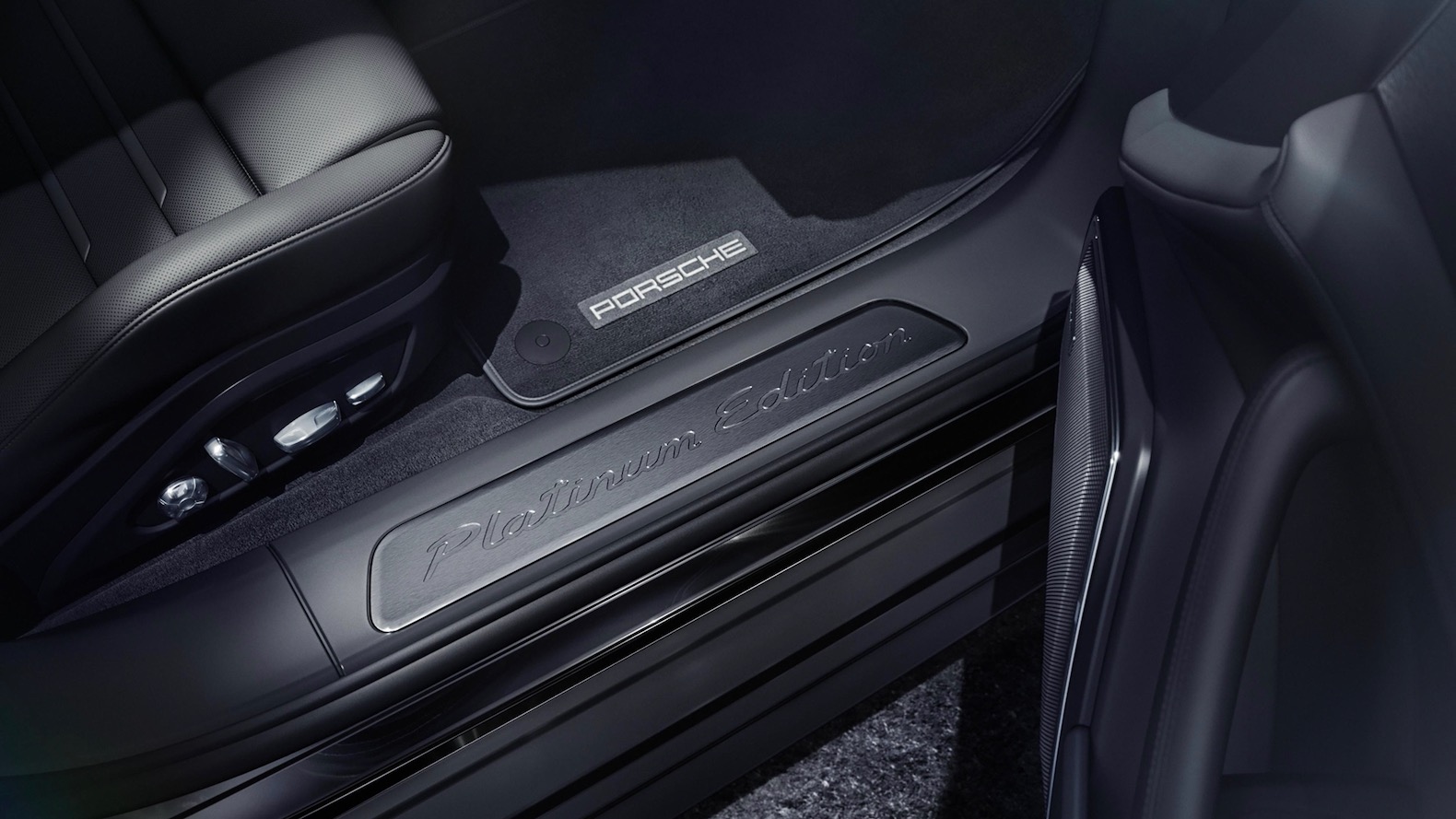 2022 Porsche Panamera Platinum Edition