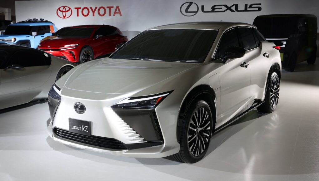 2023 Lexus RZ 450e