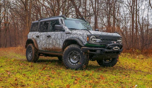 Ford Bronco Everglades Teaser