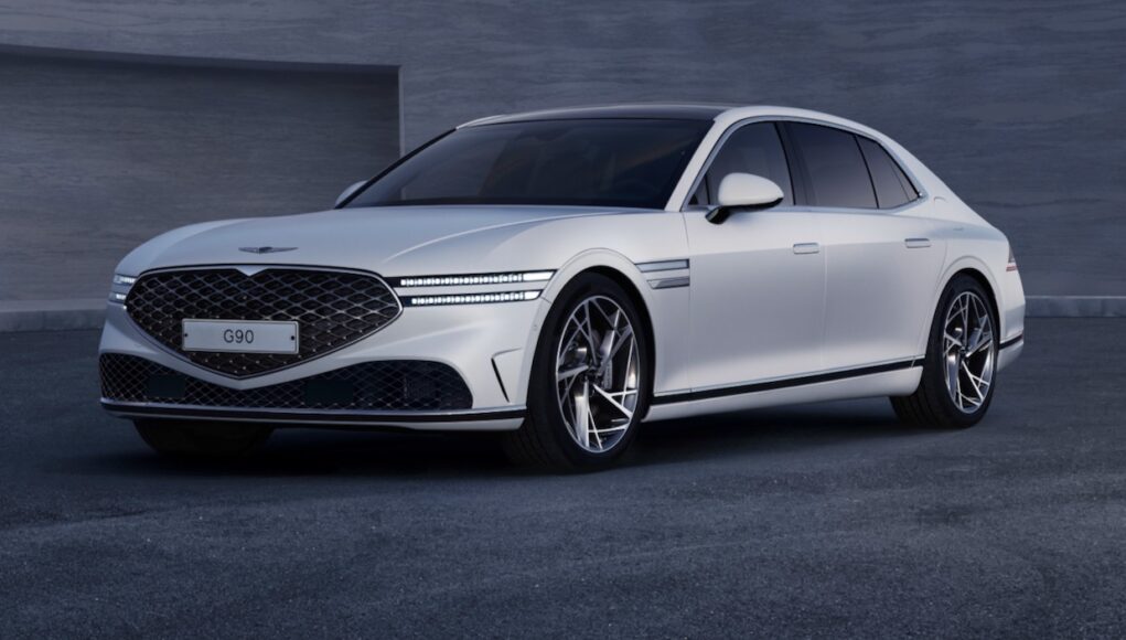 2023 Genesis G90