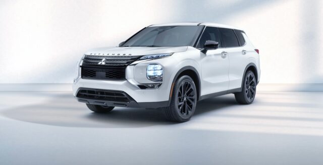 2022 Mitsubishi Outlander Black Edition