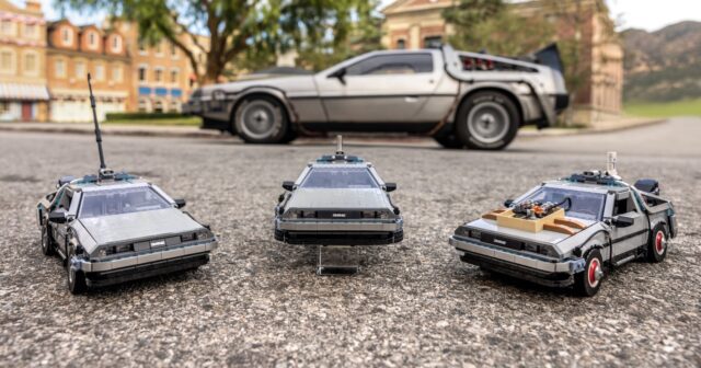 LEGO Back to the Future Time Machine Universal Studios