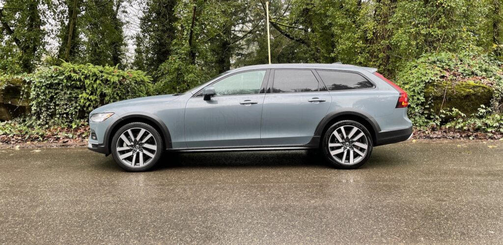 2021 Volvo V90 Review