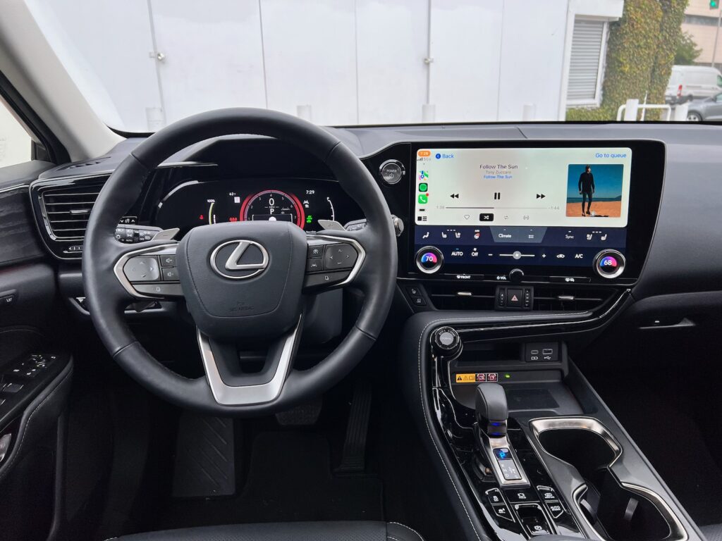 2022 Lexus 450h+ Review