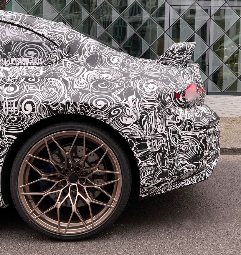 2023 BMW M2