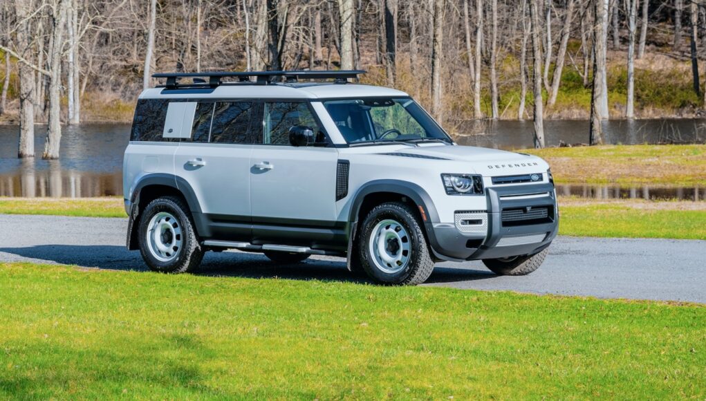 2023 Land Rover Defender 30th Anniversary Edition