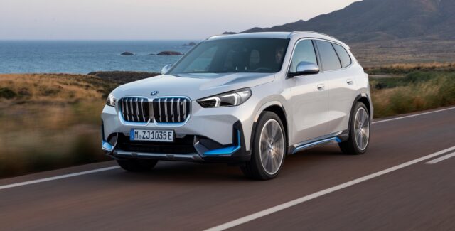 BMW iX1
