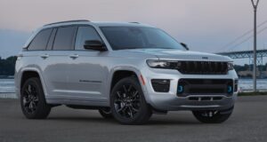 2023 Jeep Grand Cherokee 4xe 30th anniversary edition