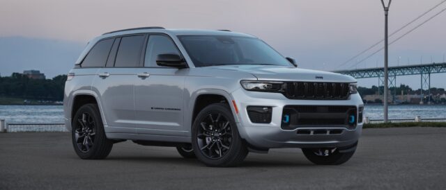2023 Jeep Grand Cherokee 4xe 30th anniversary edition
