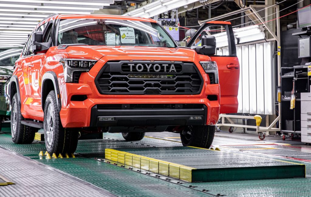 2023 トヨタ セコイア生産