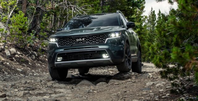 2023 Kia Sorento gets more features 2023 Kia Sorento X-Line