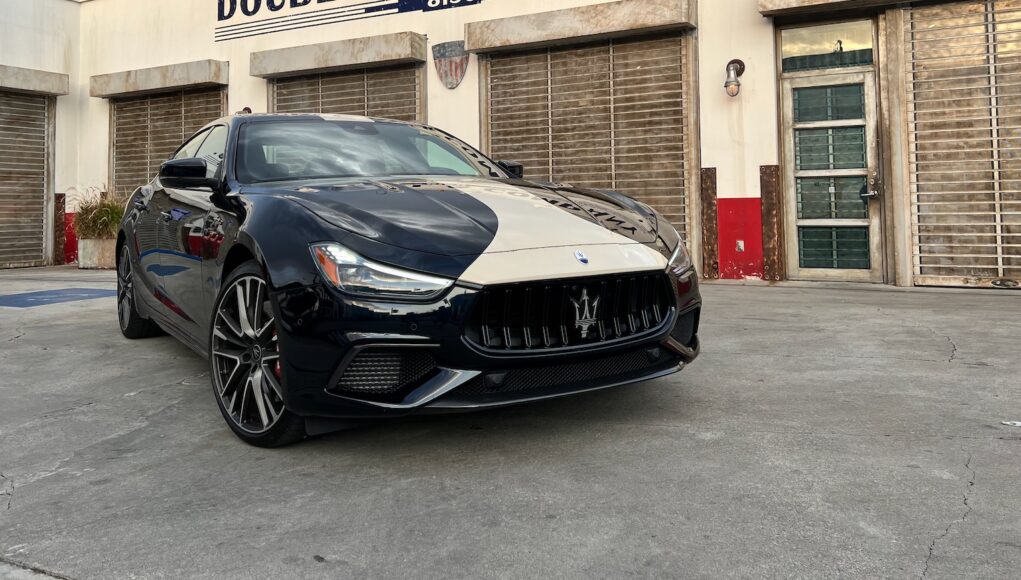 2022 Maserati Ghibli Trofeo