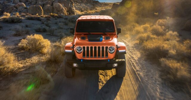 2023 Jeep Wrangler is ready for Halloween with the Punk’n exterior color 2023 Jeep Wrangler Rubicon 4xe in limited-run Punk’n exterior paint color
