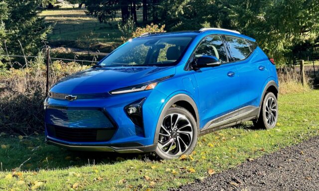 2022 Chevrolet Bolt EUV Review
