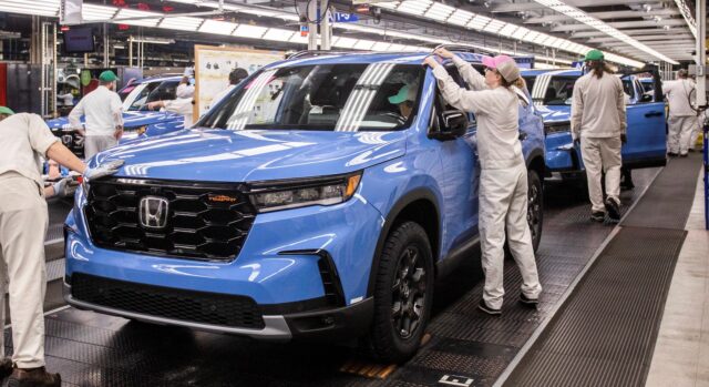 2023 Honda Pilot production begins 2023 Honda Pilot Production
