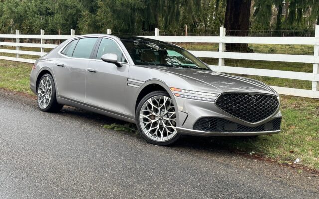 2023 Genesis G90 Review
