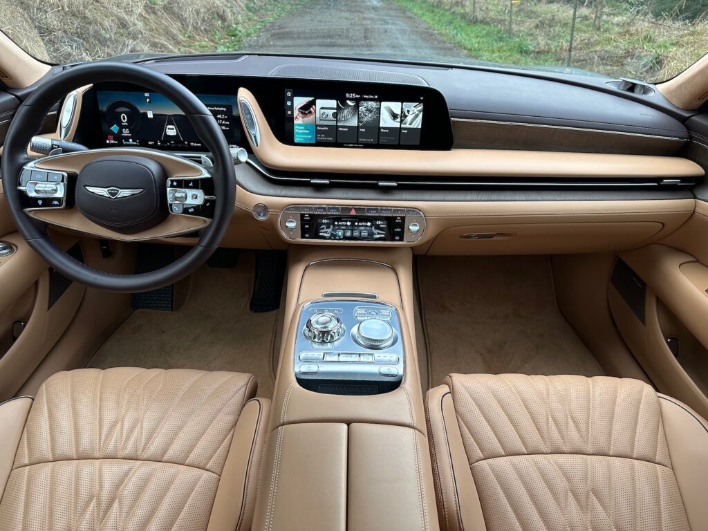 2023 Genesis G90 Review